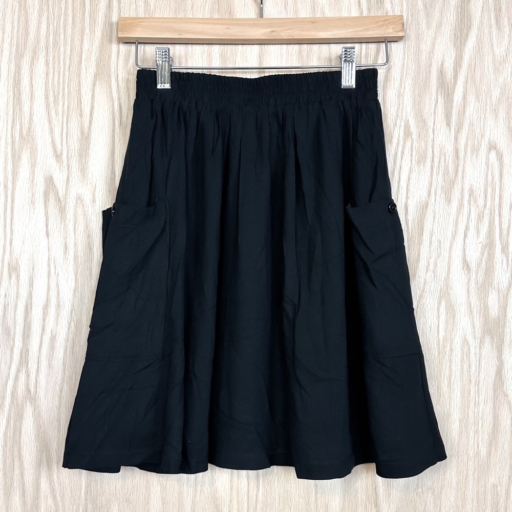 Modcloth Staycation Kickoff Black Mini Skirt NWOT - Picture 4 of 8